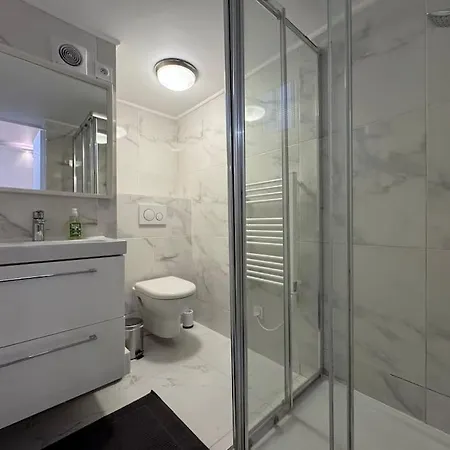 Awesome 2br 5 Min To Arc De Triomphe *