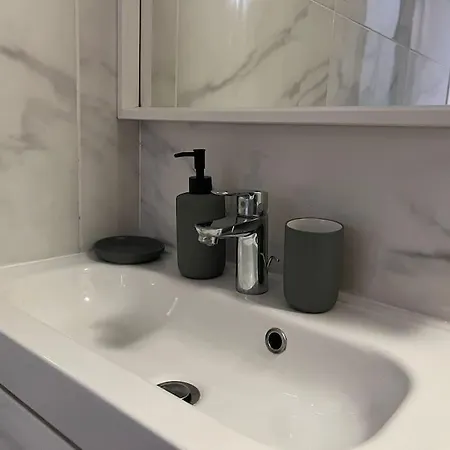 Awesome 2br 5 Min To Arc De Triomphe * Paris