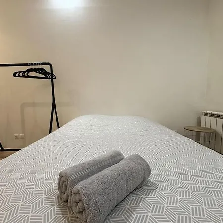 Apartment Awesome 2br 5 Min To Arc De Triomphe *