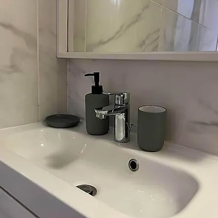 Awesome 2br 5 Min To Arc De Triomphe * Parijs