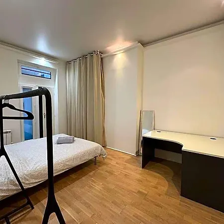 Awesome 2br 5 Min To Arc De Triomphe París