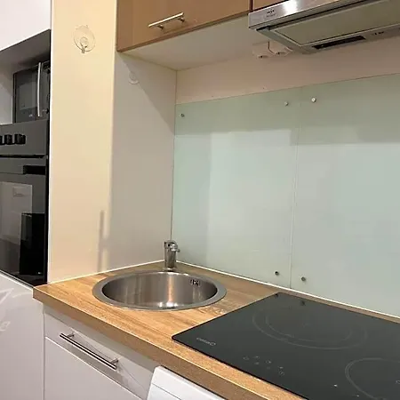 Apartman Awesome 2br 5 Min To Arc De Triomphe *