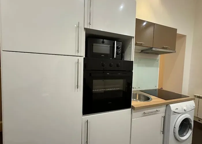 Awesome 2br 5 Min To Arc De Triomphe * Párizs
