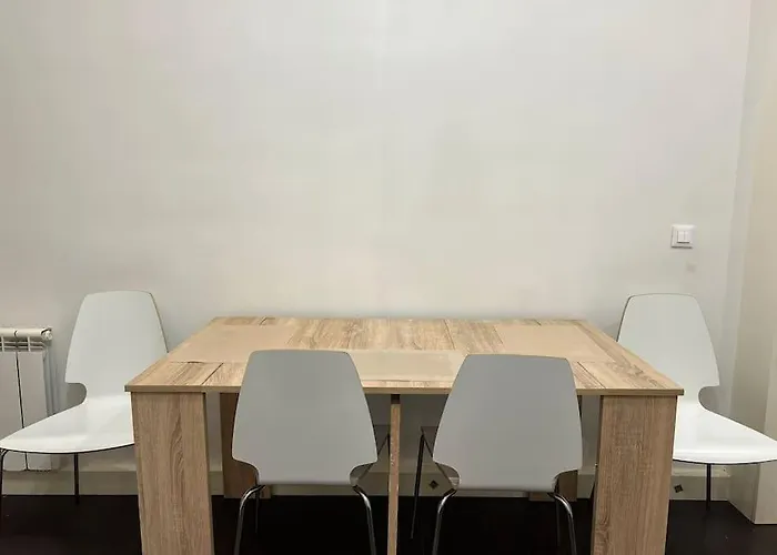 Awesome 2br 5 Min To Arc De Triomphe * Párizs