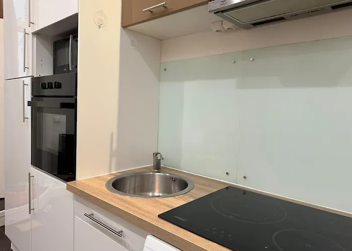 Awesome 2br 5 Min To Arc De Triomphe Párizs