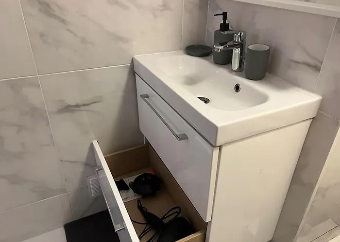 Awesome 2br 5 Min To Arc De Triomphe Apartman Párizs