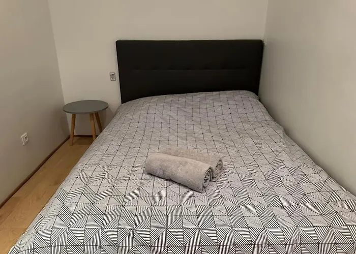 Apartman Awesome 2br 5 Min To Arc De Triomphe Párizs