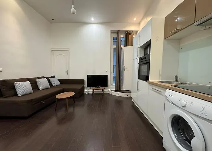 Awesome 2br 5 Min To Arc De Triomphe