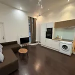 Lägenhet Awesome 2br 5 Min To Arc De Triomphe